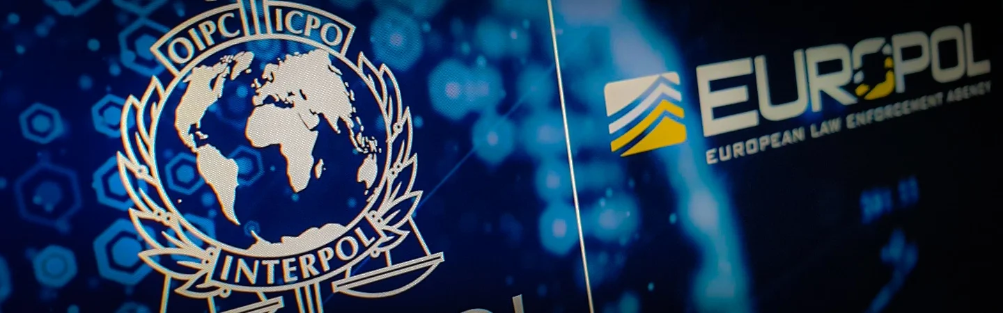 Interpol vs Europol: Jaký je rozdíl?
